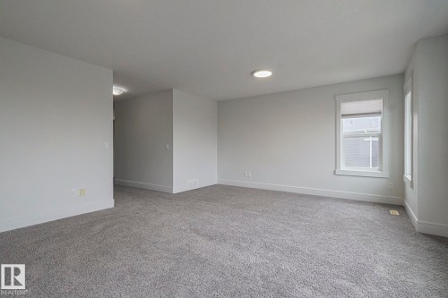 3167 Winspear Crescent Sw, Edmonton, AB - Indoor Photo Showing Other Room