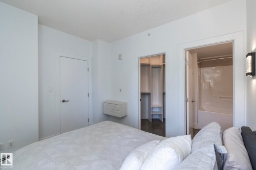 2103 10152 104 Street, Edmonton, AB - Indoor Photo Showing Bedroom