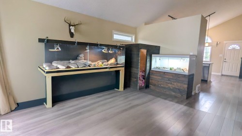 13817 131A Avenue, Edmonton, AB - Indoor Photo Showing Other Room