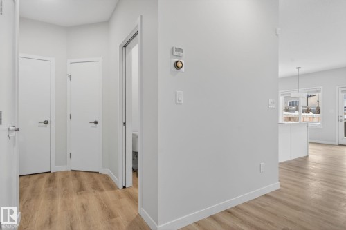9125 Pear Drive, Edmonton, AB - Indoor Photo Showing Other Room