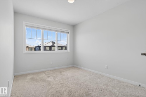 9125 Pear Drive, Edmonton, AB - Indoor Photo Showing Other Room