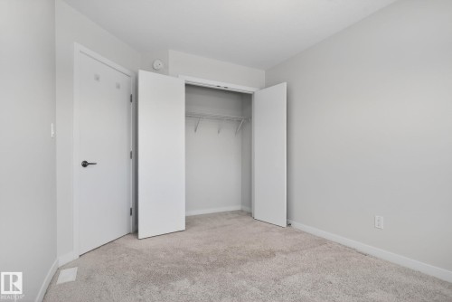 9125 Pear Drive, Edmonton, AB - Indoor Photo Showing Other Room