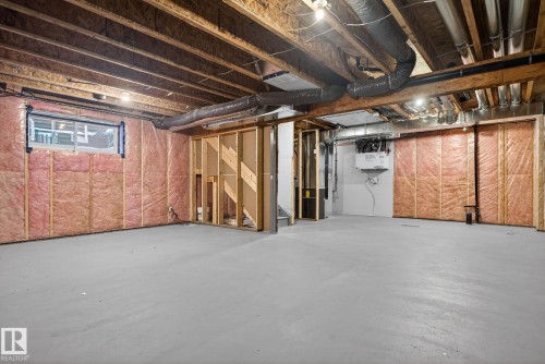 9125 Pear Drive, Edmonton, AB - Indoor Photo Showing Basement
