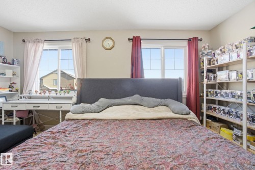 16734 122A Street, Edmonton, AB - Indoor Photo Showing Bedroom