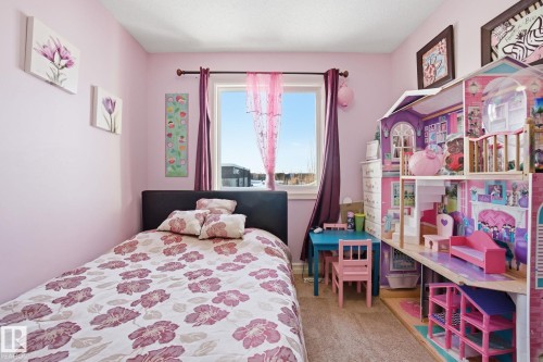 16734 122A Street, Edmonton, AB - Indoor Photo Showing Bedroom