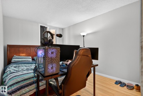 9916 113 Street, Edmonton, AB - Indoor Photo Showing Other Room