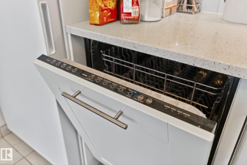 202 9916 113 Street, Edmonton, AB - Indoor Photo Showing Other Room