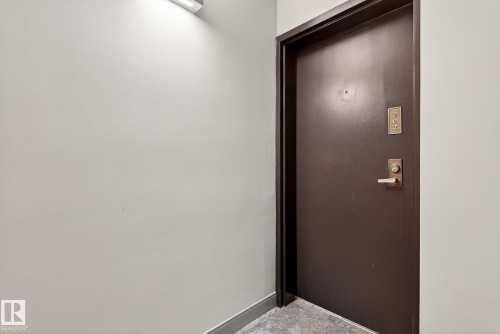 9916 113 Street, Edmonton, AB - Indoor Photo Showing Other Room