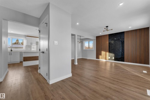 4320 74 Street, Edmonton, AB - Indoor