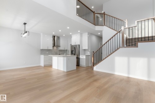 11 Westwyck, Spruce Grove, AB - Indoor Photo Showing Kitchen