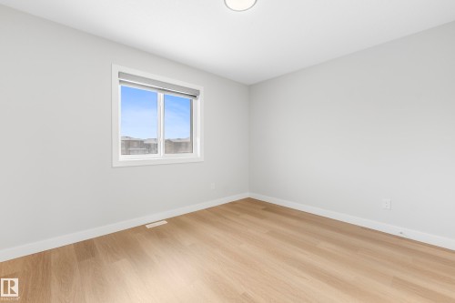 11 Westwyck, Spruce Grove, AB - Indoor Photo Showing Other Room