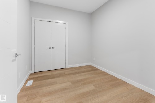 11 Westwyck, Spruce Grove, AB - Indoor Photo Showing Other Room
