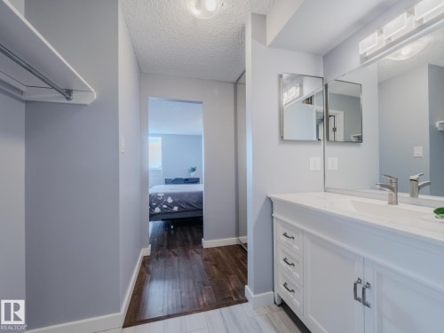 600 10149 Saskatchewan Drive, Edmonton, AB - Indoor Photo Showing Other Room