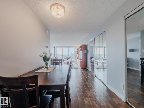 600 10149 Saskatchewan Drive, Edmonton, AB - Indoor