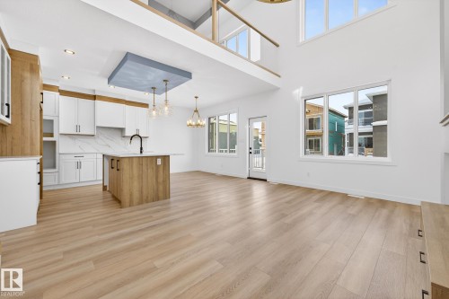 49 Eldridge Point, St. Albert, AB - Indoor Photo Showing Kitchen