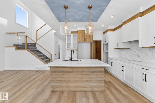 49 Eldridge Point, St. Albert, AB - Indoor Photo Showing Kitchen