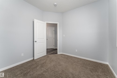 56 3305 Orchards Link Sw, Edmonton, AB - Indoor Photo Showing Other Room