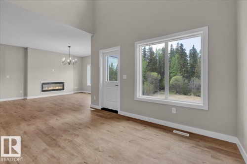 170 Caledon Crescent, Spruce Grove, AB - Indoor With Fireplace
