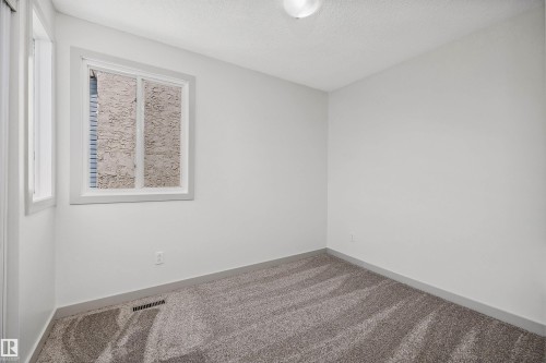 189 Lancaster Terrace, Edmonton, AB - Indoor Photo Showing Other Room