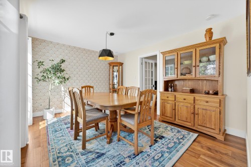 116 Grandisle Way, Edmonton, AB - Indoor Photo Showing Dining Room