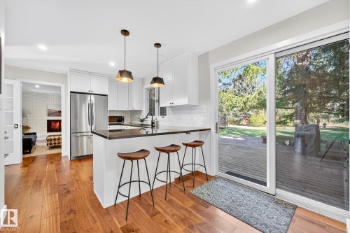 116 Grandisle Way, Edmonton, AB - Indoor Photo Showing Kitchen With Upgraded Kitchen