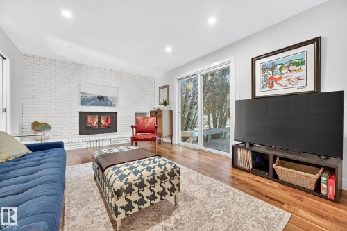 116 Grandisle Way, Edmonton, AB - Indoor Photo Showing Living Room With Fireplace