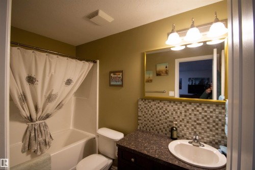 1 5913 48 Ave, St. Paul Town, AB - Indoor Photo Showing Bathroom