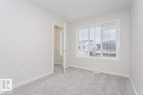 318 26 Street, Edmonton, AB - Indoor Photo Showing Other Room