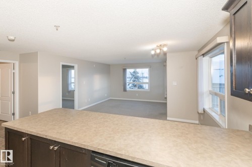 326 1520 Hammond Gate Gate, Edmonton, AB - Indoor Photo Showing Other Room