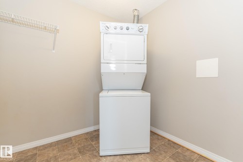 326 1520 Hammond Gate Gate, Edmonton, AB - Indoor Photo Showing Laundry Room