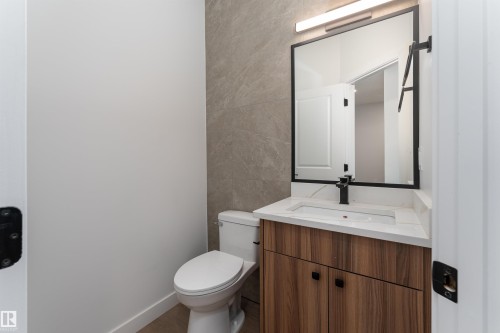 73 Elliot Wynd, Fort Saskatchewan, AB - Indoor Photo Showing Bathroom