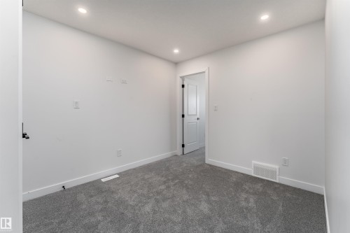 73 Elliot Wynd, Fort Saskatchewan, AB - Indoor Photo Showing Other Room