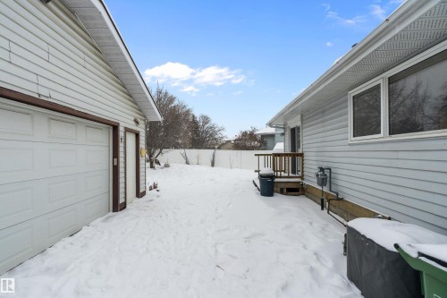 128 Warwick Crescent, Edmonton, AB - Outdoor With Exterior