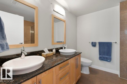 1104 10046 117 Street, Edmonton, AB - Indoor Photo Showing Bathroom