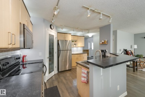 4403 151 Avenue, Edmonton, AB - Indoor Photo Showing Kitchen With Stainless Steel Kitchen