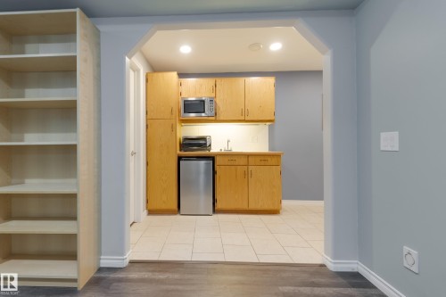 4403 151 Avenue, Edmonton, AB - Indoor