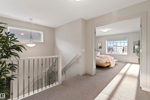 3925 Cherry Cove Cove, Edmonton, AB - Indoor