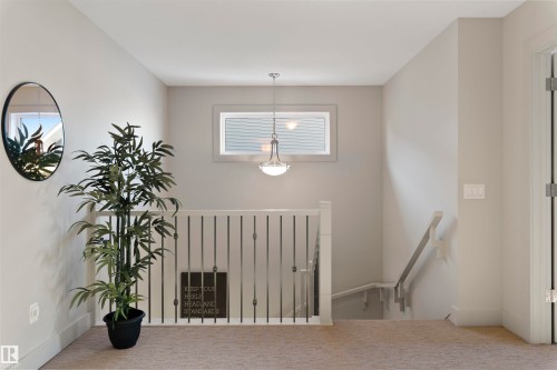 3925 Cherry Cove Cove, Edmonton, AB - Indoor Photo Showing Other Room