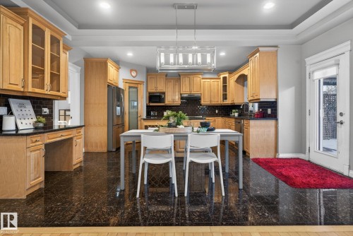 13608 160 Avenue, Edmonton, AB - Indoor