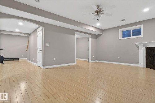 13608 160 Avenue, Edmonton, AB - Indoor