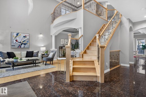 13608 160 Avenue, Edmonton, AB - Indoor