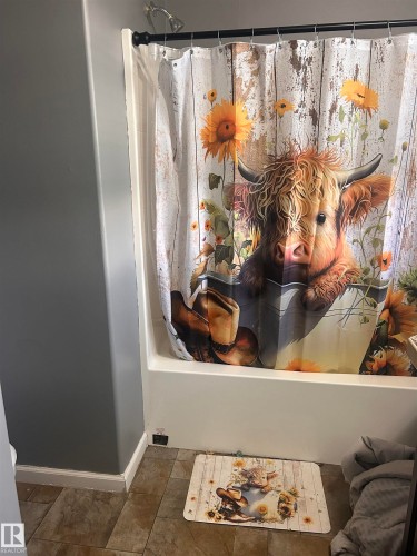 #1 5102 51 Avenue, Fort Kent, AB - Indoor