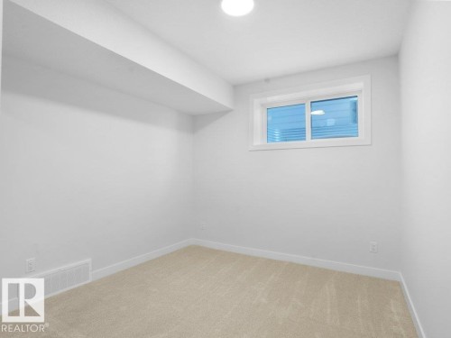 6131 Crawford Drive, Edmonton, AB - Indoor Photo Showing Other Room