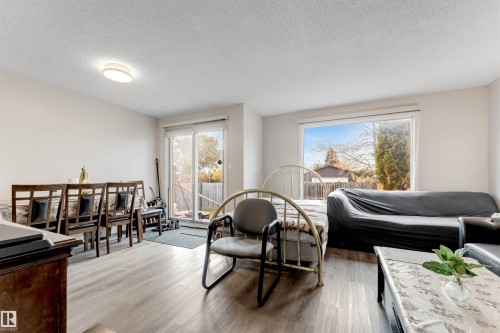 15304 121 Street, Edmonton, AB - Indoor Photo Showing Living Room