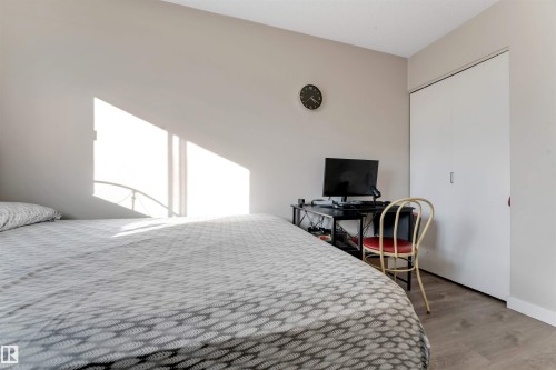 15304 121 Street, Edmonton, AB - Indoor Photo Showing Bedroom