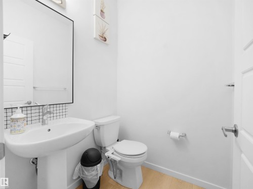 123 Stiles Link, Leduc, AB - Indoor Photo Showing Bathroom