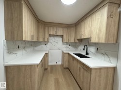 402 7404 108 Street  Edmonton, AB T6E 4L5