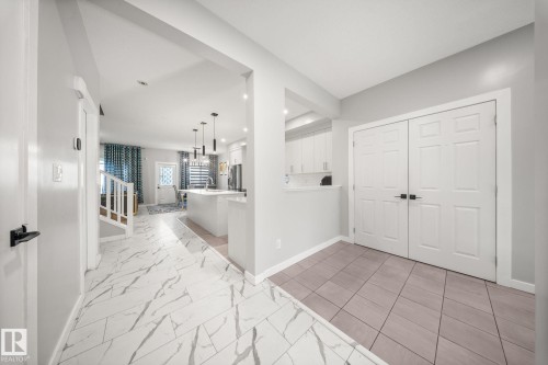 3445 Checknita Terrace, Edmonton, AB - Indoor Photo Showing Other Room