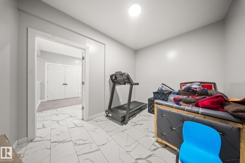3445 Checknita Terrace, Edmonton, AB - Indoor