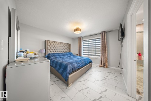 3445 Checknita Terrace, Edmonton, AB - Indoor Photo Showing Bedroom